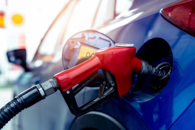 Tips from Your Auto Insurance Agency: How to Get Better Gas Mileage